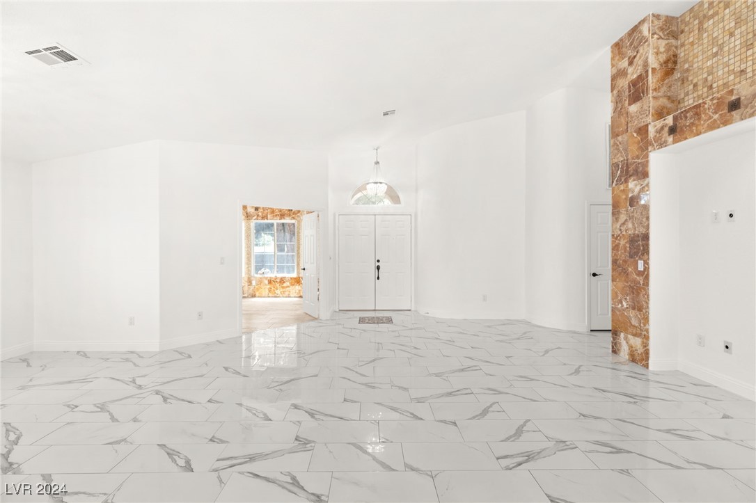 4190 Squaw Creek Court