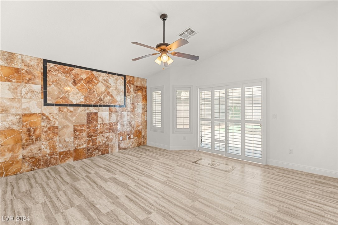 4190 Squaw Creek Court