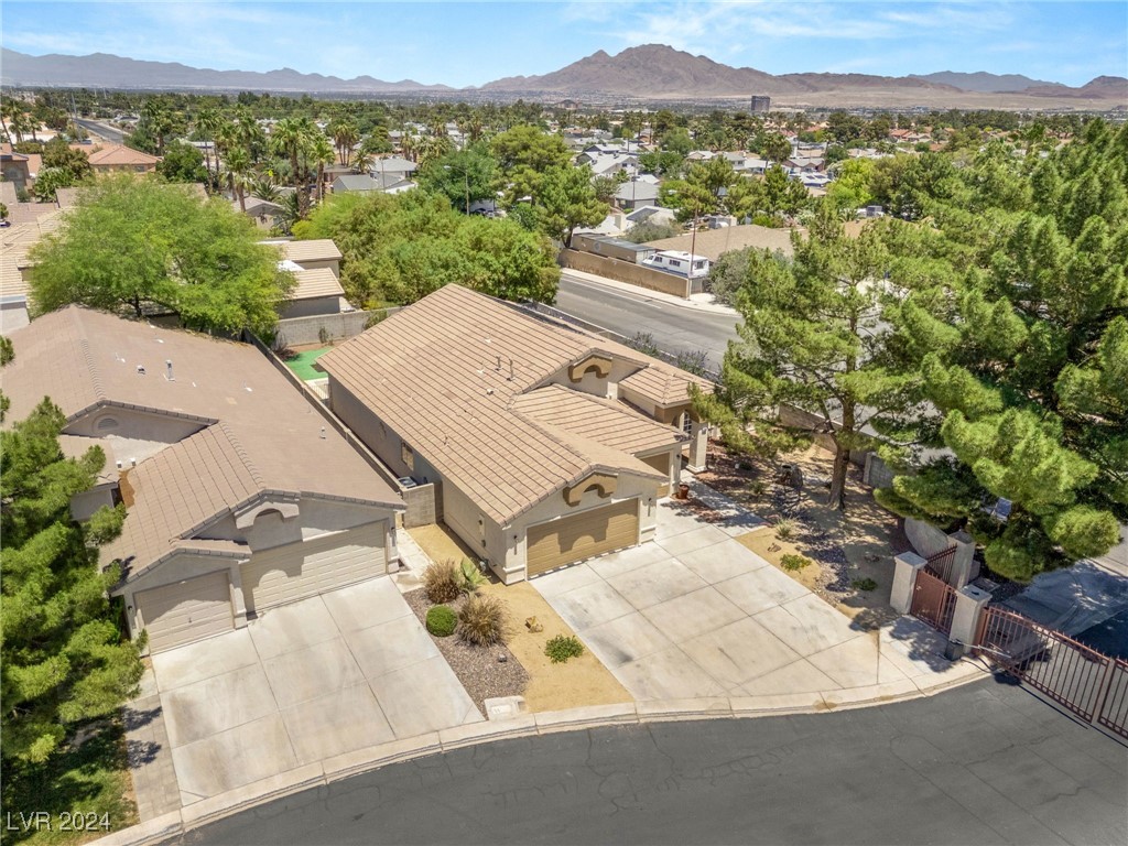 4190 Squaw Creek Court