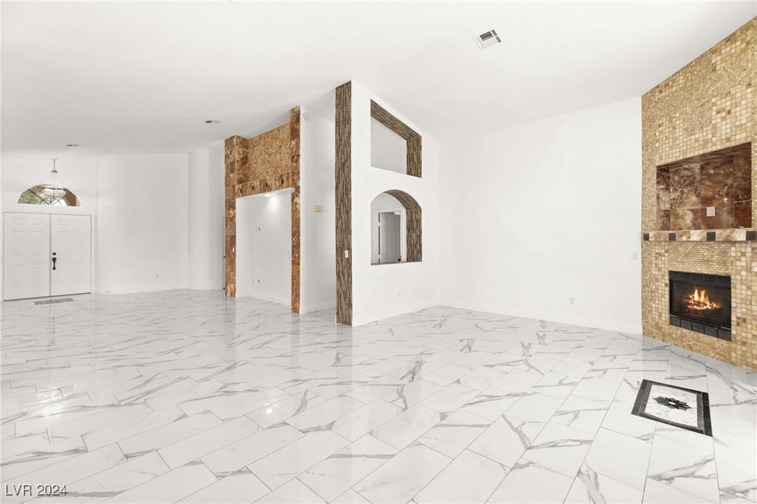 4190 Squaw Creek Court