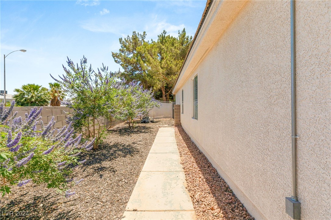 4190 Squaw Creek Court