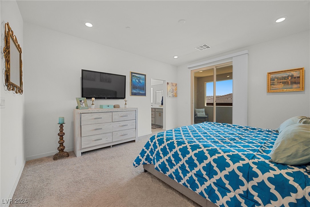 11825 Pelican Butte Avenue