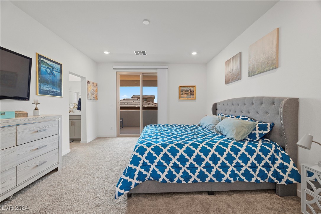 11825 Pelican Butte Avenue