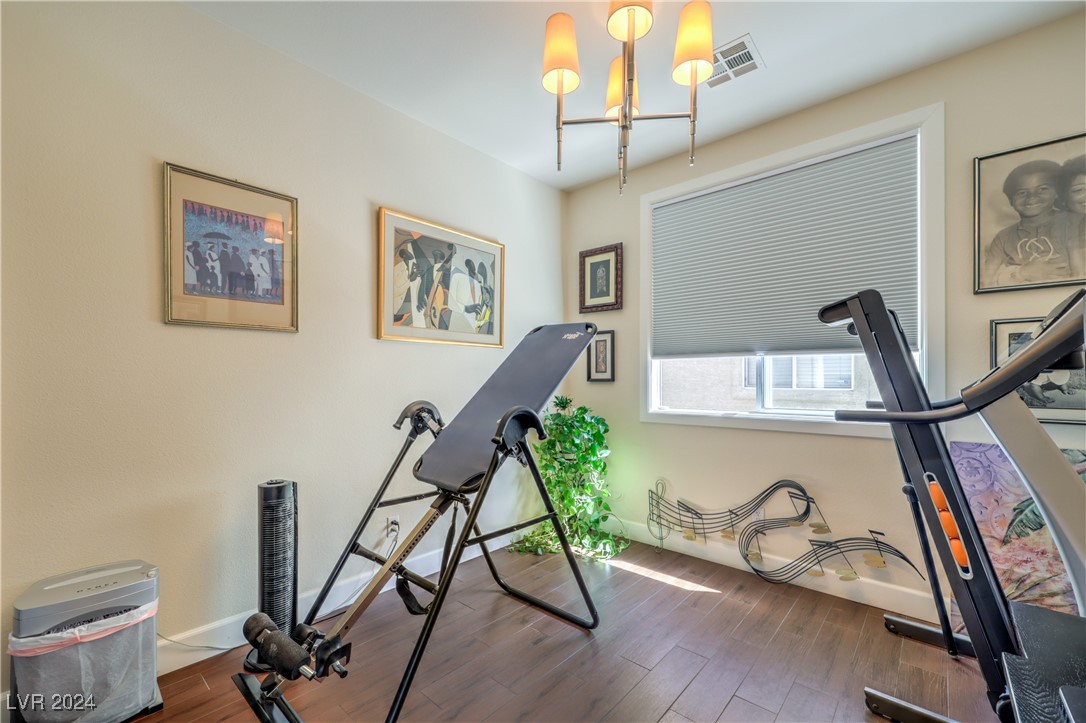 10504 Jeremy Pointe Avenue