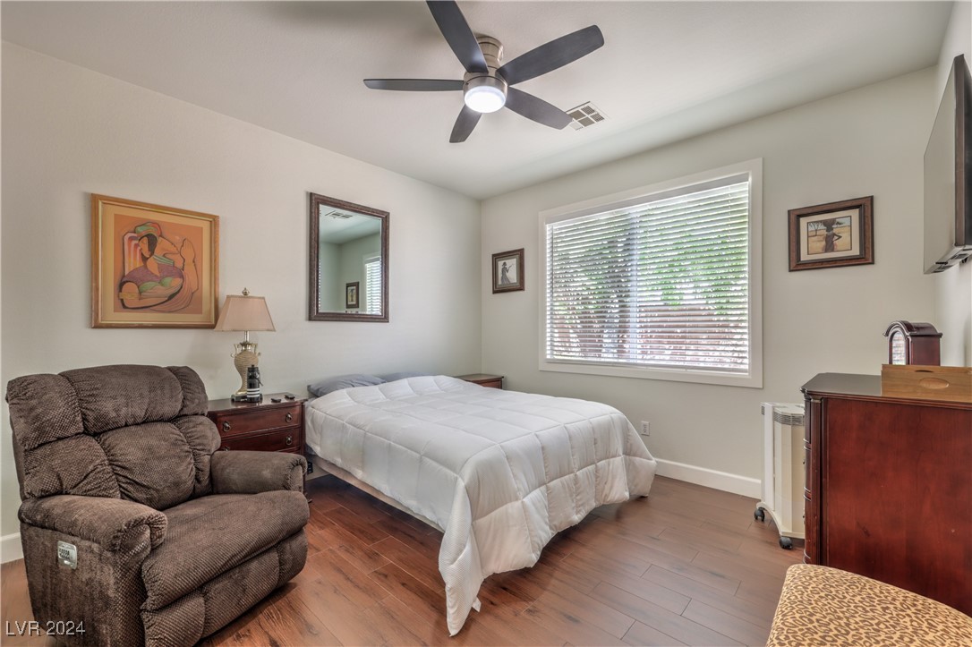 10504 Jeremy Pointe Avenue