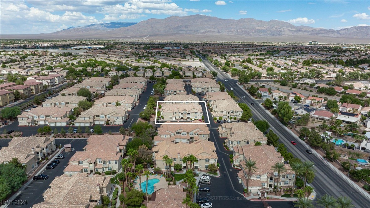5855 Valley Drive 1028