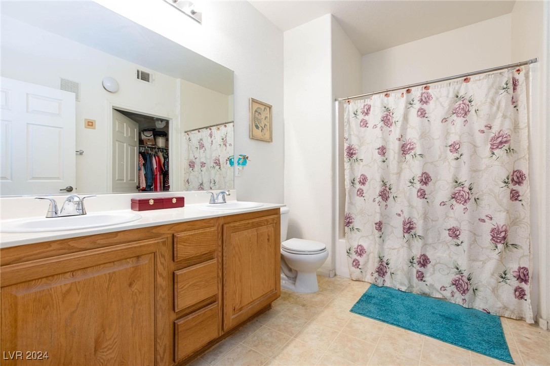 5855 Valley Drive 1028