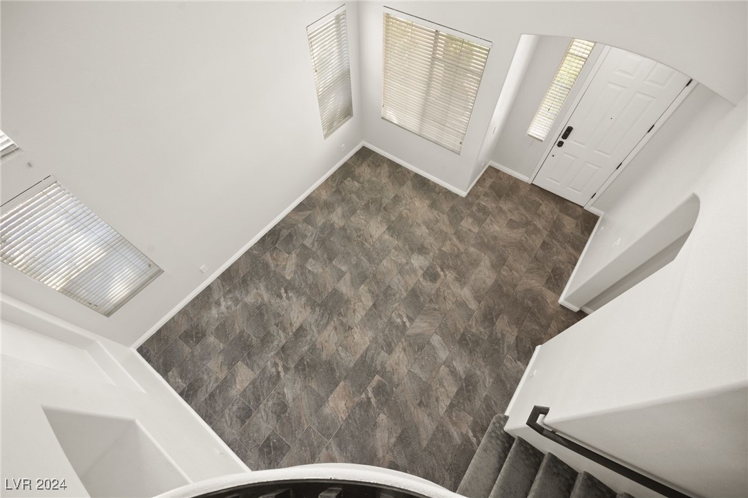 9948 Canyon Peak Drive