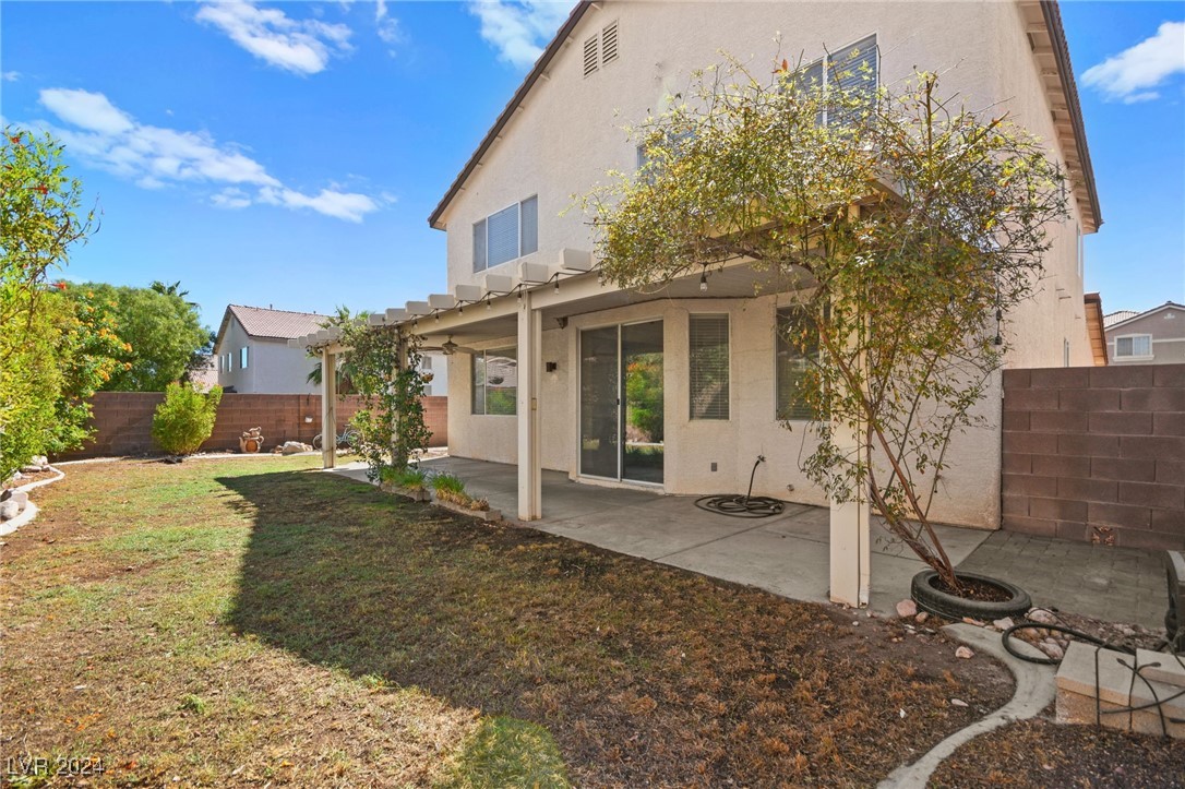 9948 Canyon Peak Drive