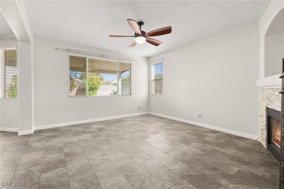 9948 Canyon Peak Drive