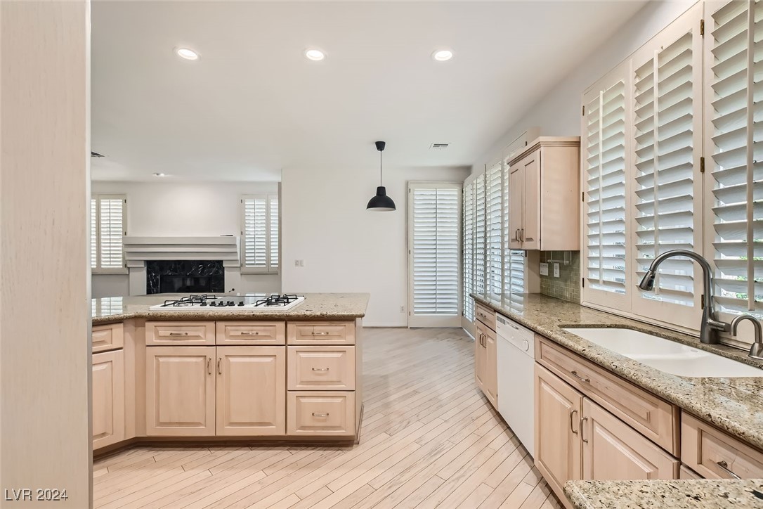 8848 Rainbow Ridge Drive