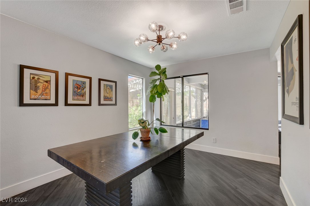 9004 Moss Creek Circle