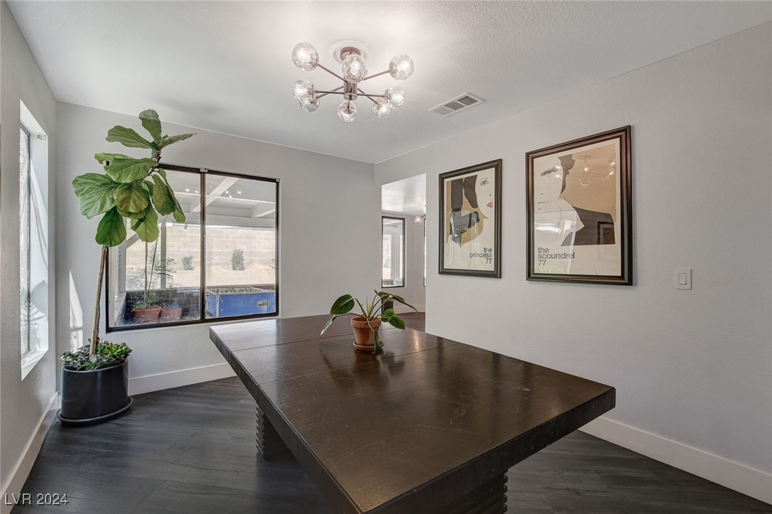 9004 Moss Creek Circle