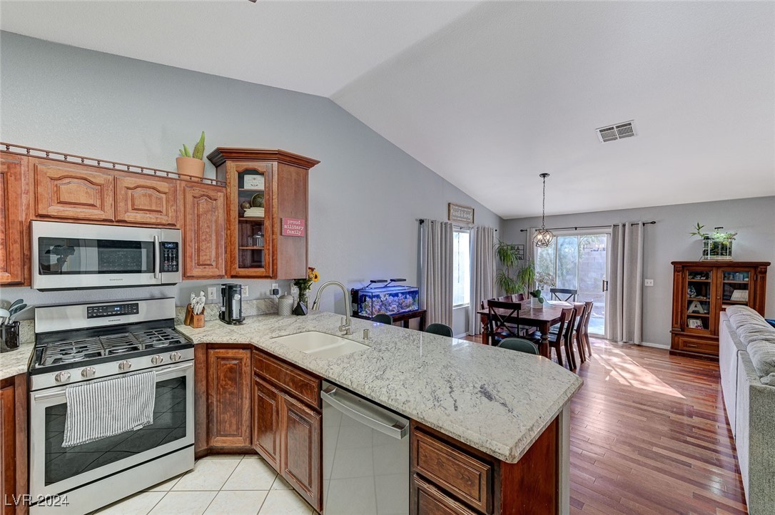 5113 Villa Granada Way