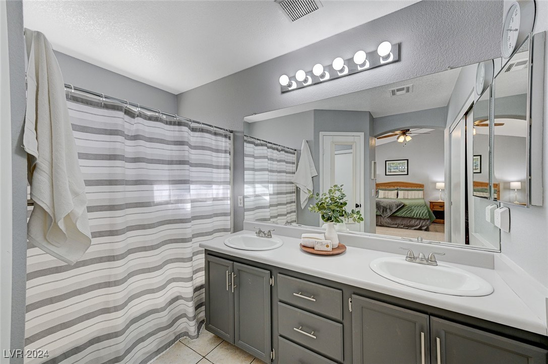 5113 Villa Granada Way