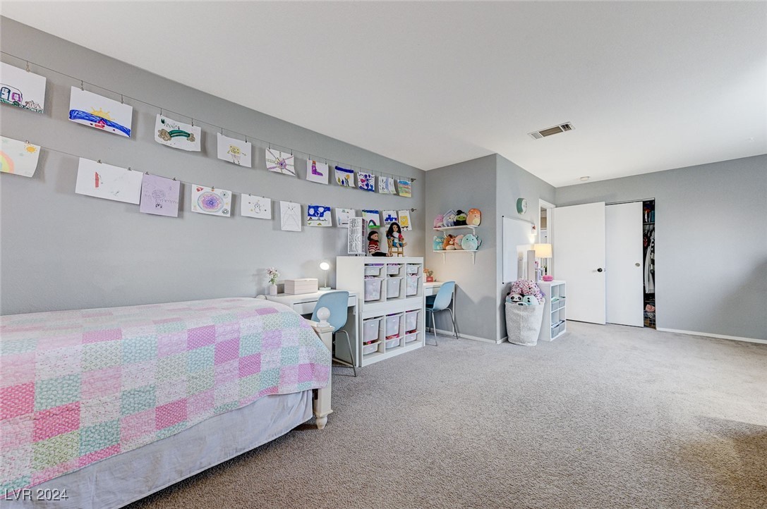 5113 Villa Granada Way