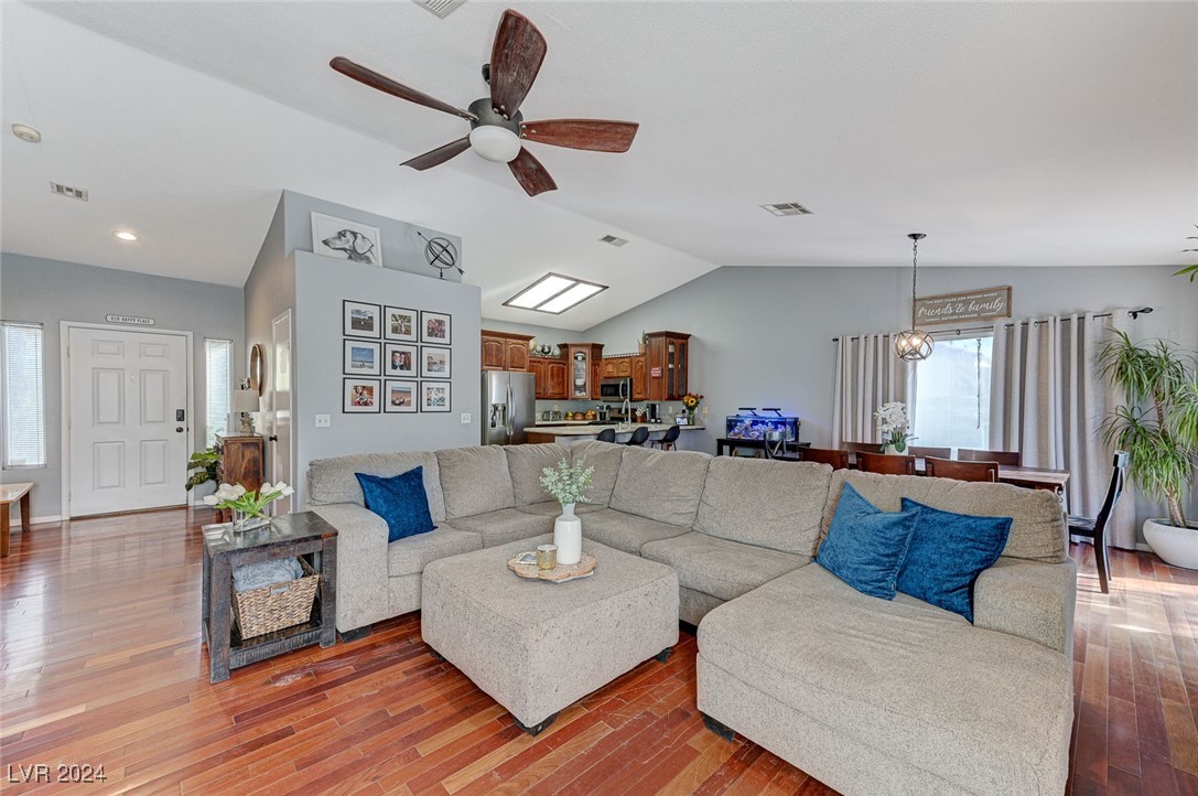 5113 Villa Granada Way