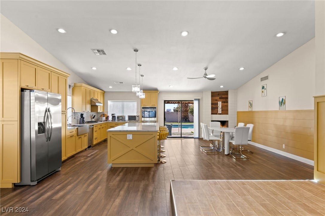 3434 Andalusia Place