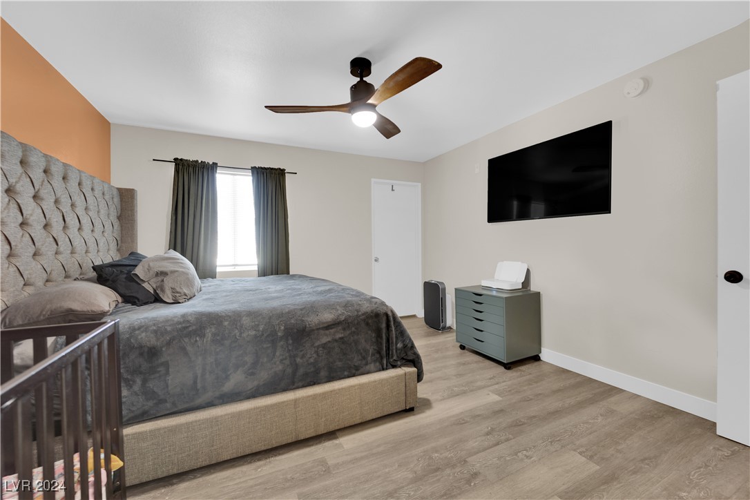 7885 West Flamingo Road 2004