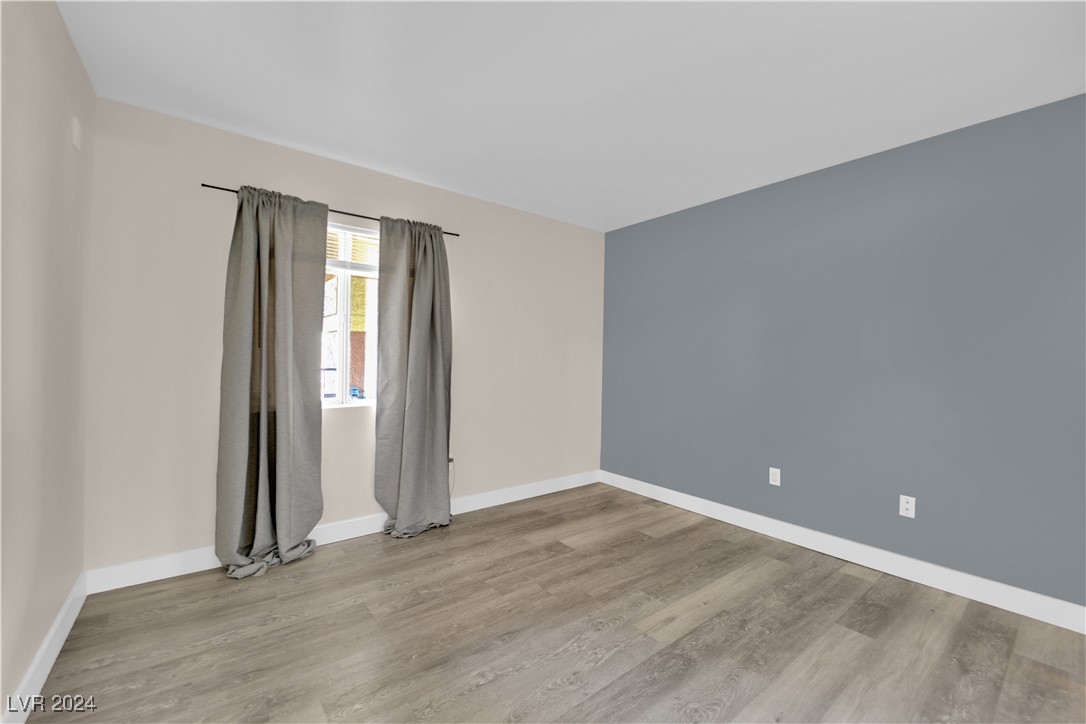 7885 West Flamingo Road 2004