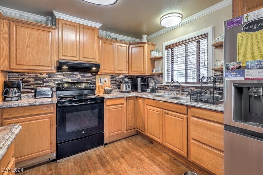 2984 Lawndale Street