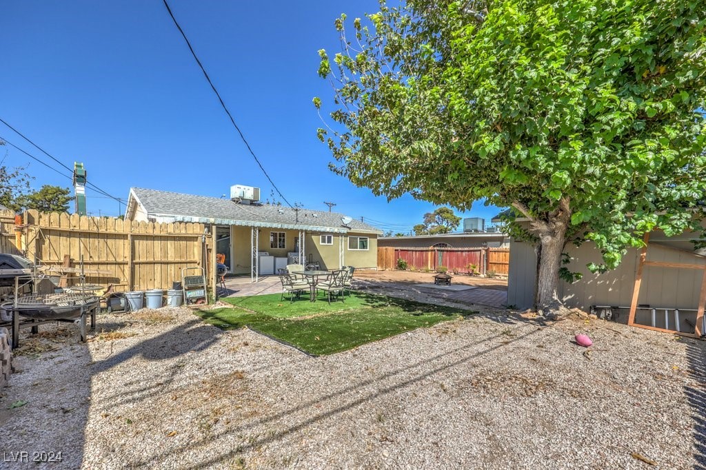 2984 Lawndale Street