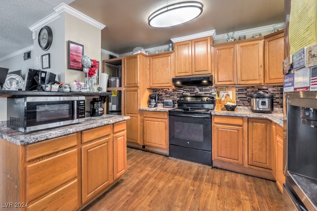 2984 Lawndale Street