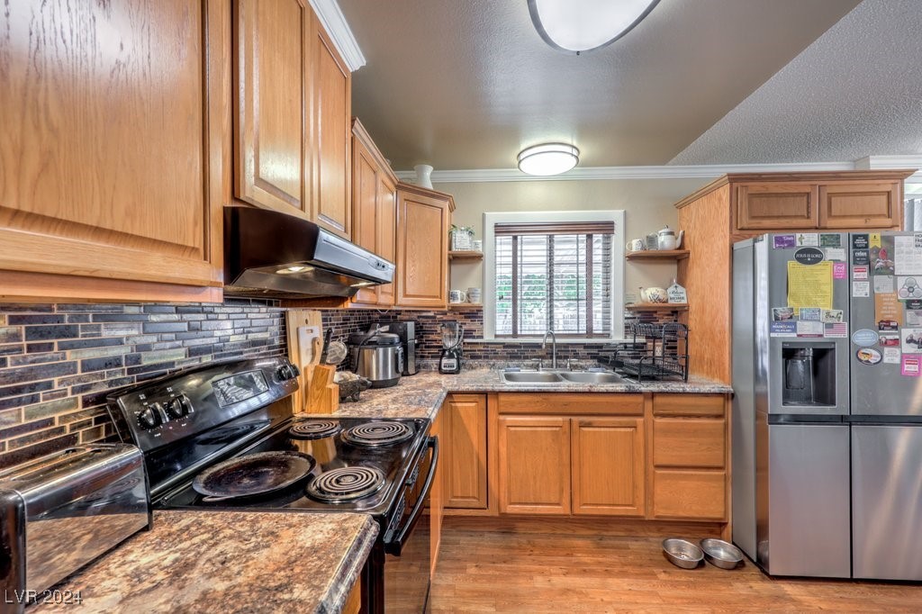 2984 Lawndale Street