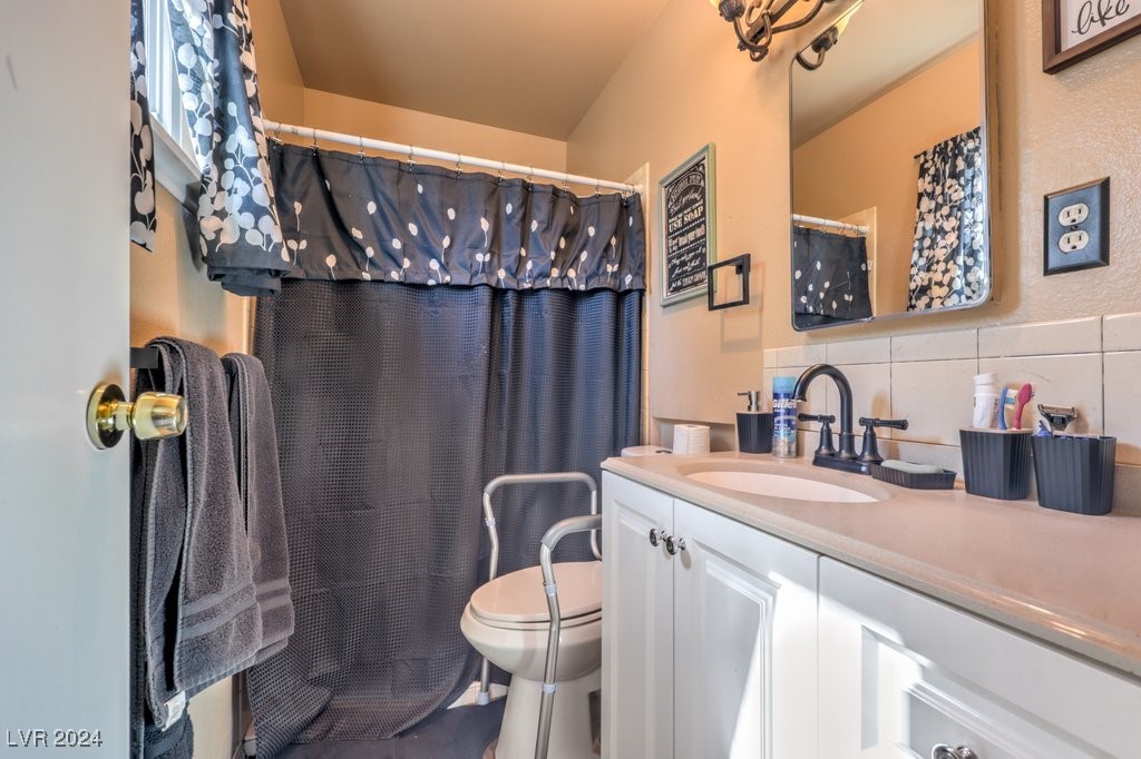 2984 Lawndale Street