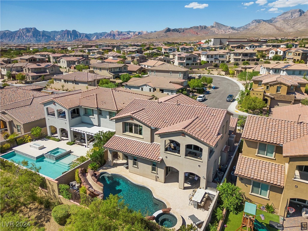 324 Molinetto Street