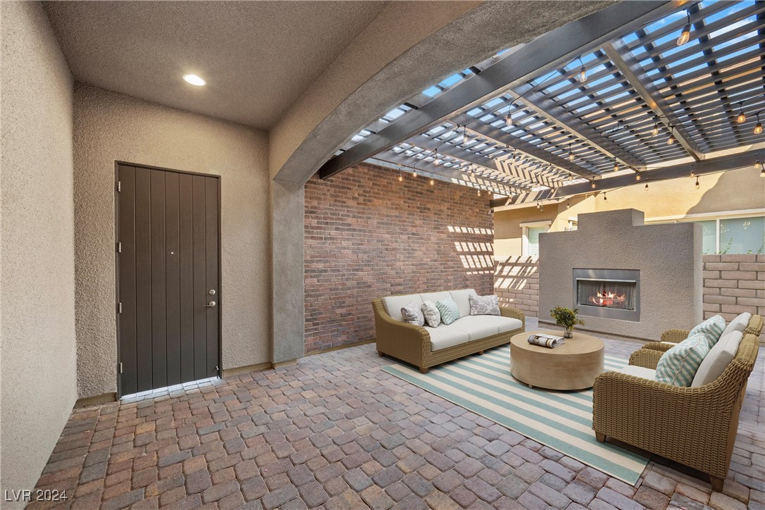 324 Molinetto Street