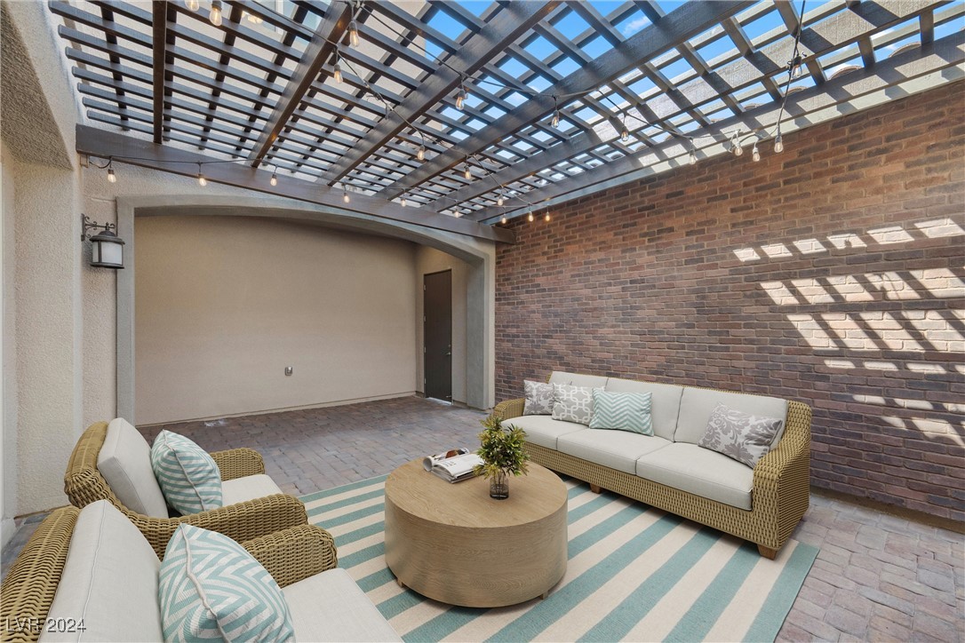 324 Molinetto Street