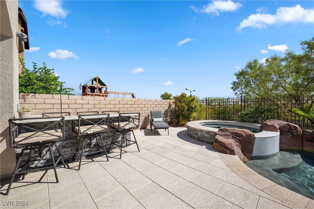 324 Molinetto Street