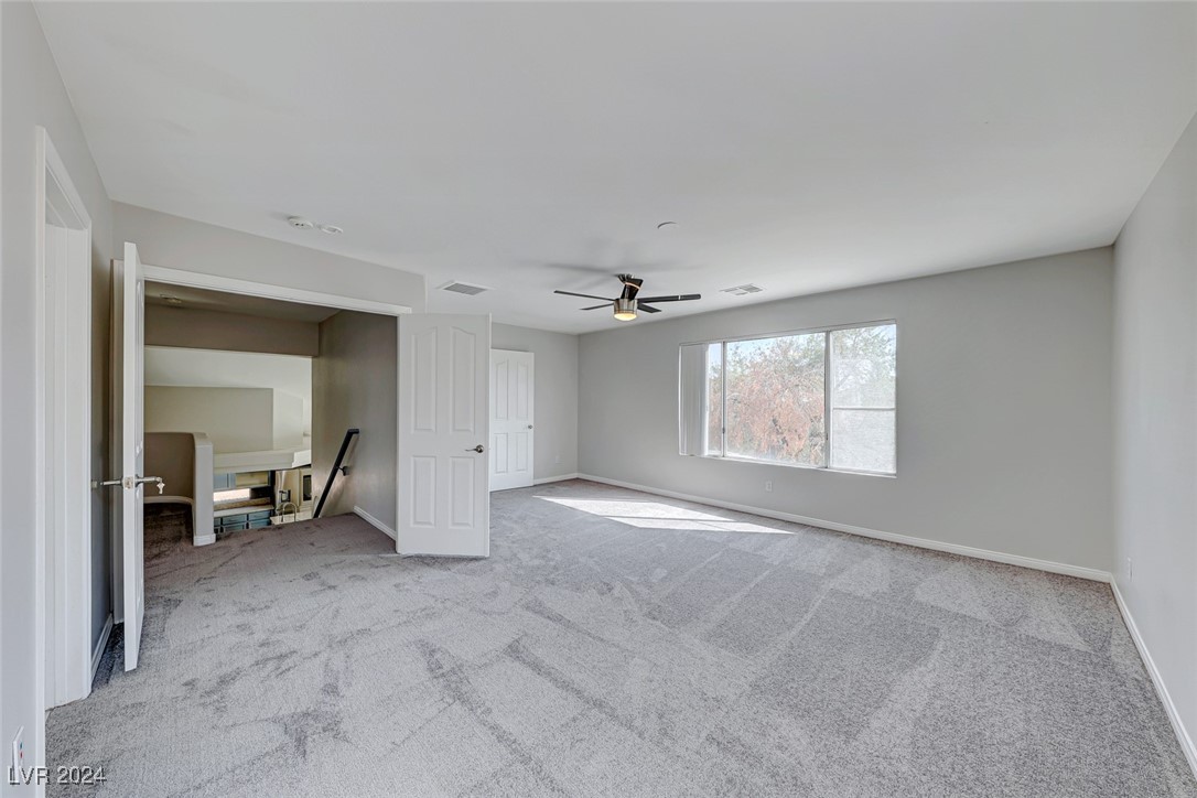 2725 Aspen Wood Avenue