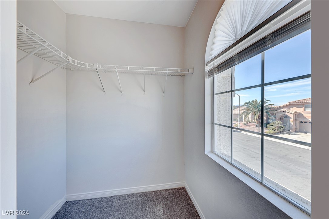 2725 Aspen Wood Avenue