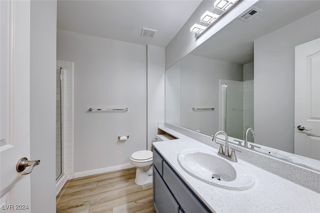 2725 Aspen Wood Avenue