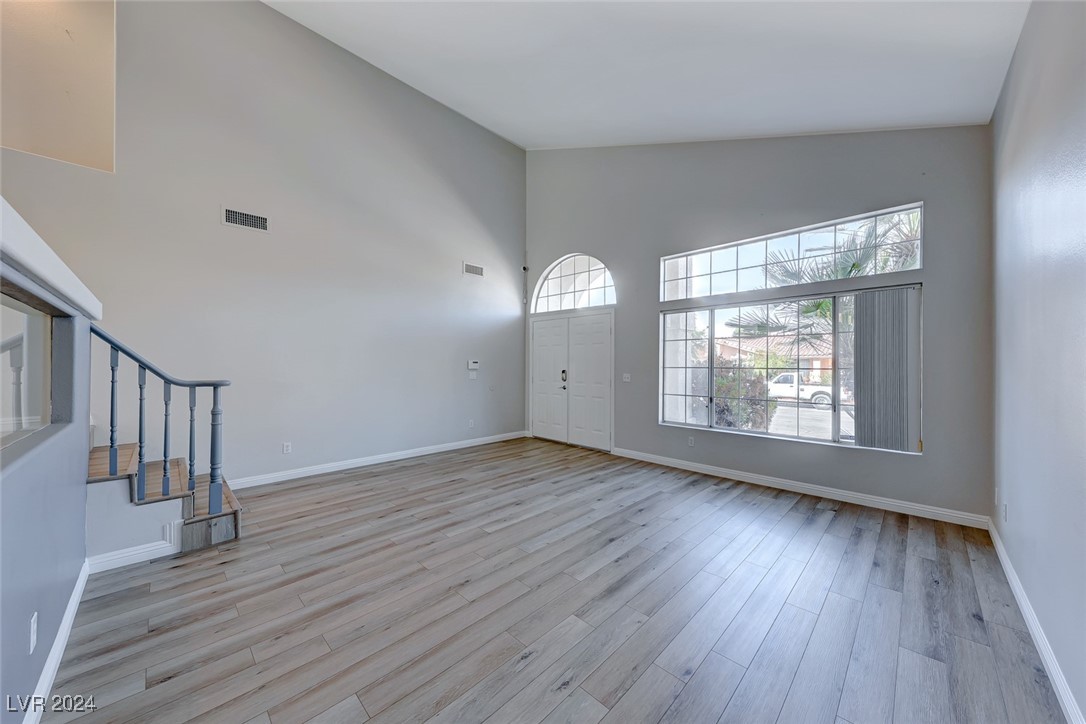 2725 Aspen Wood Avenue