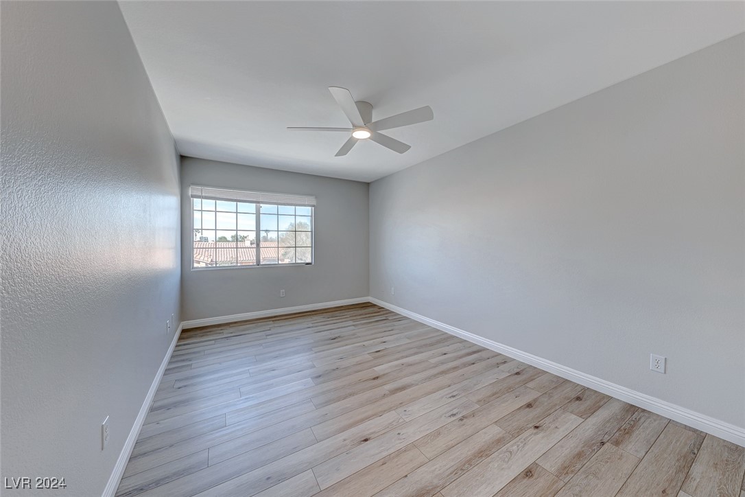 2725 Aspen Wood Avenue