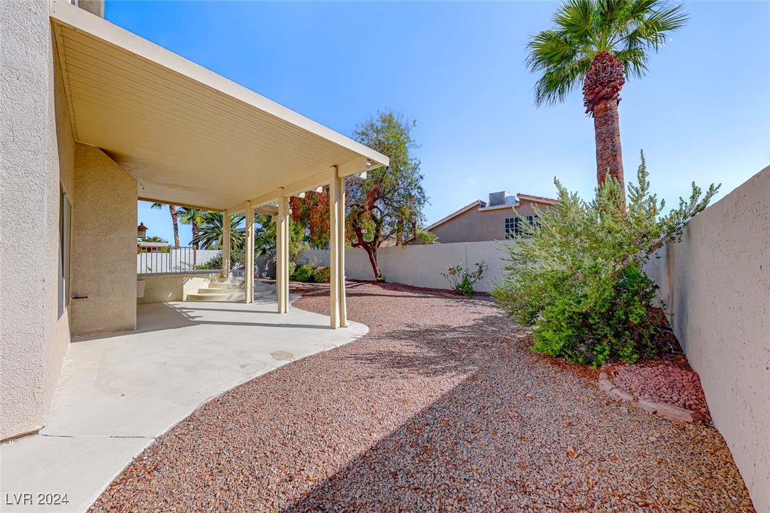 2725 Aspen Wood Avenue