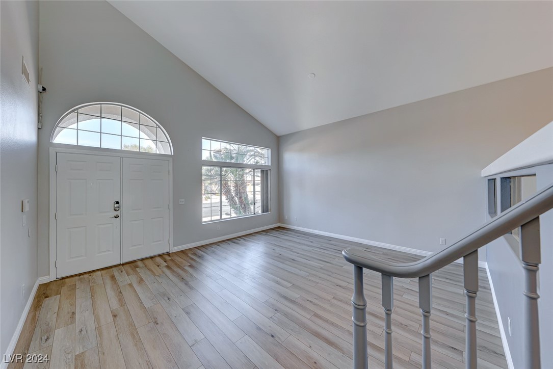 2725 Aspen Wood Avenue