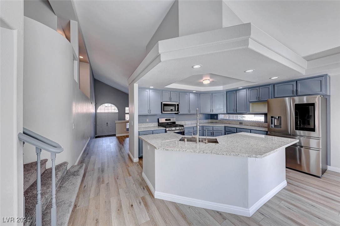 2725 Aspen Wood Avenue