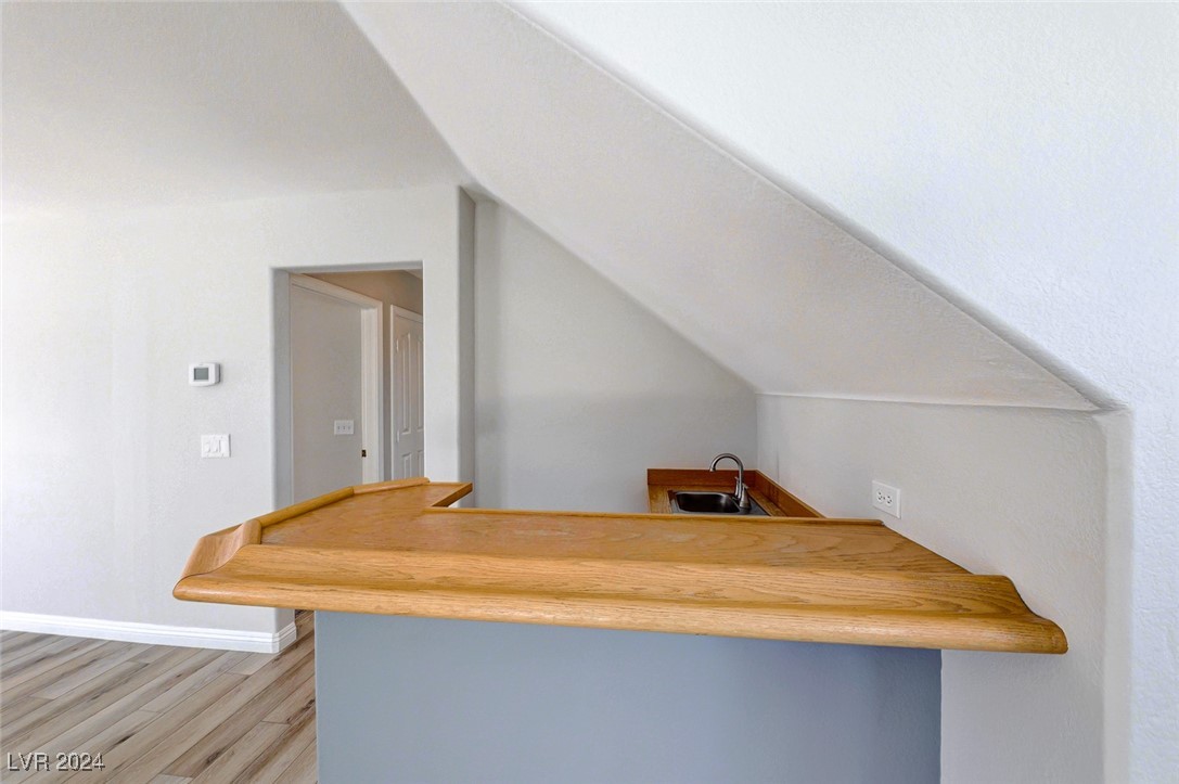 2725 Aspen Wood Avenue