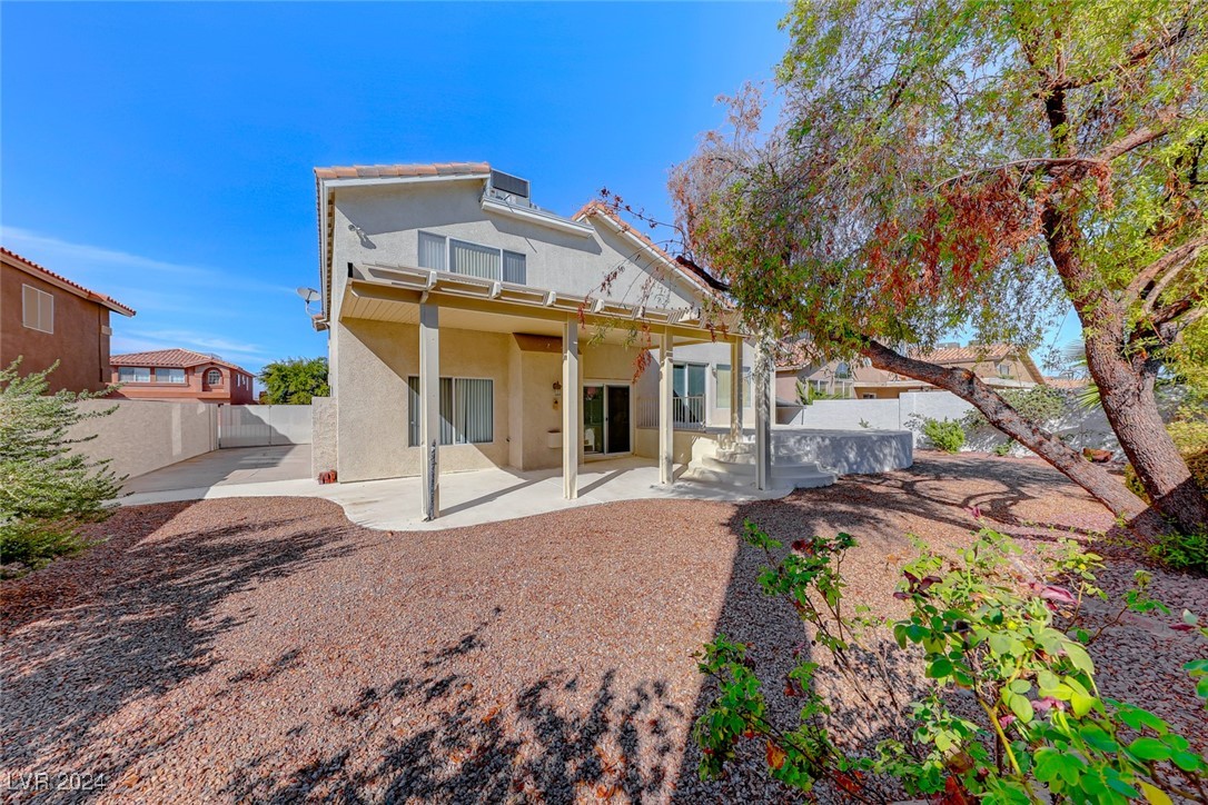 2725 Aspen Wood Avenue