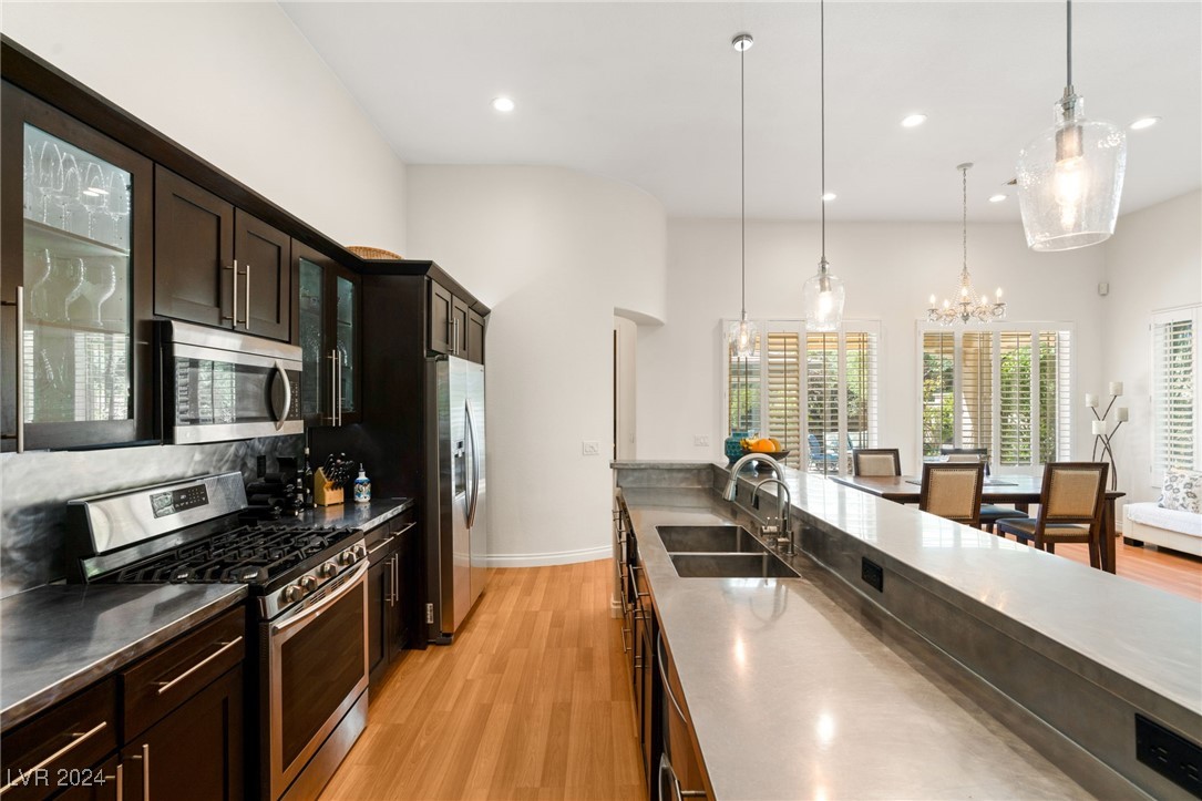 11 Haig Point Court