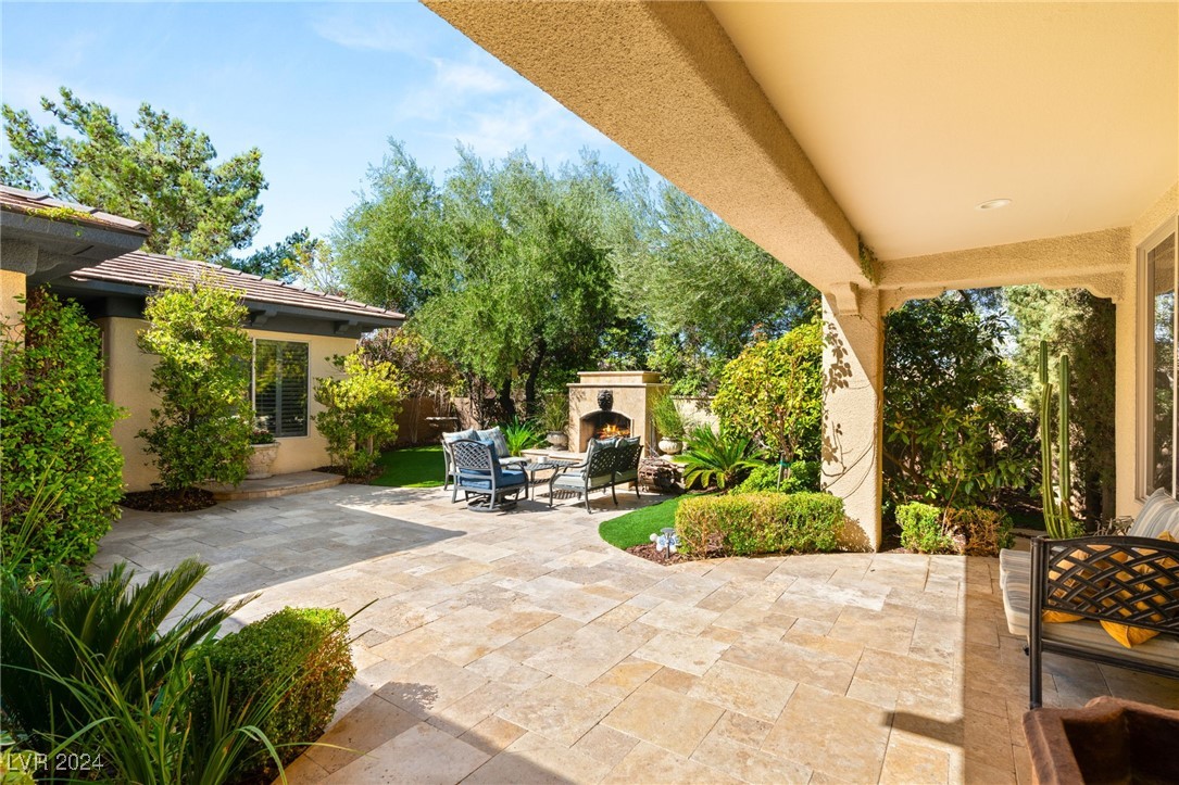 11 Haig Point Court