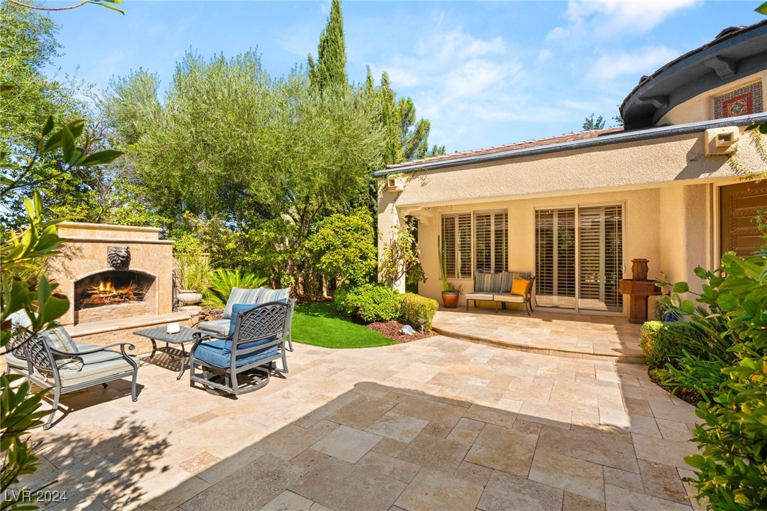 11 Haig Point Court