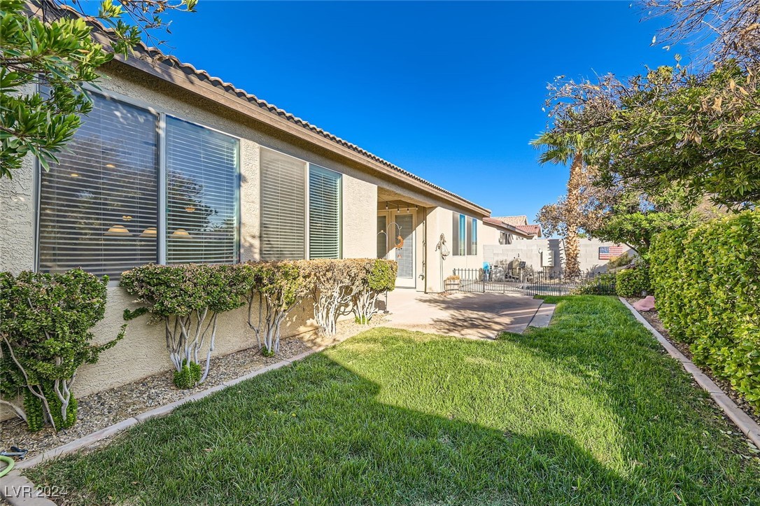 261 Saxondale Avenue