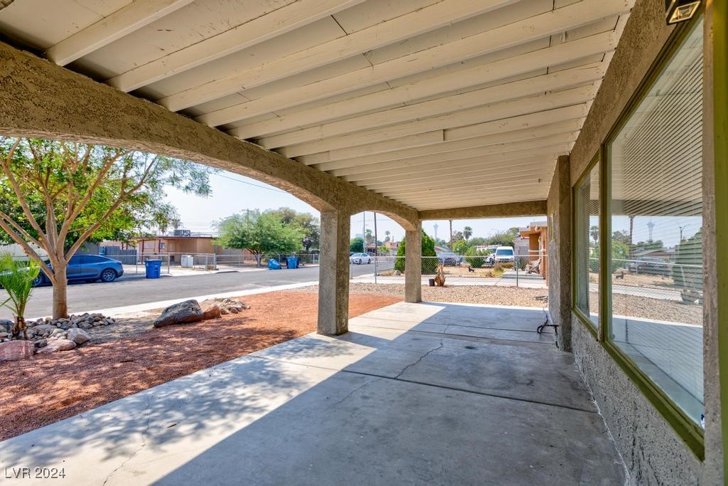 2117 Franklin Avenue