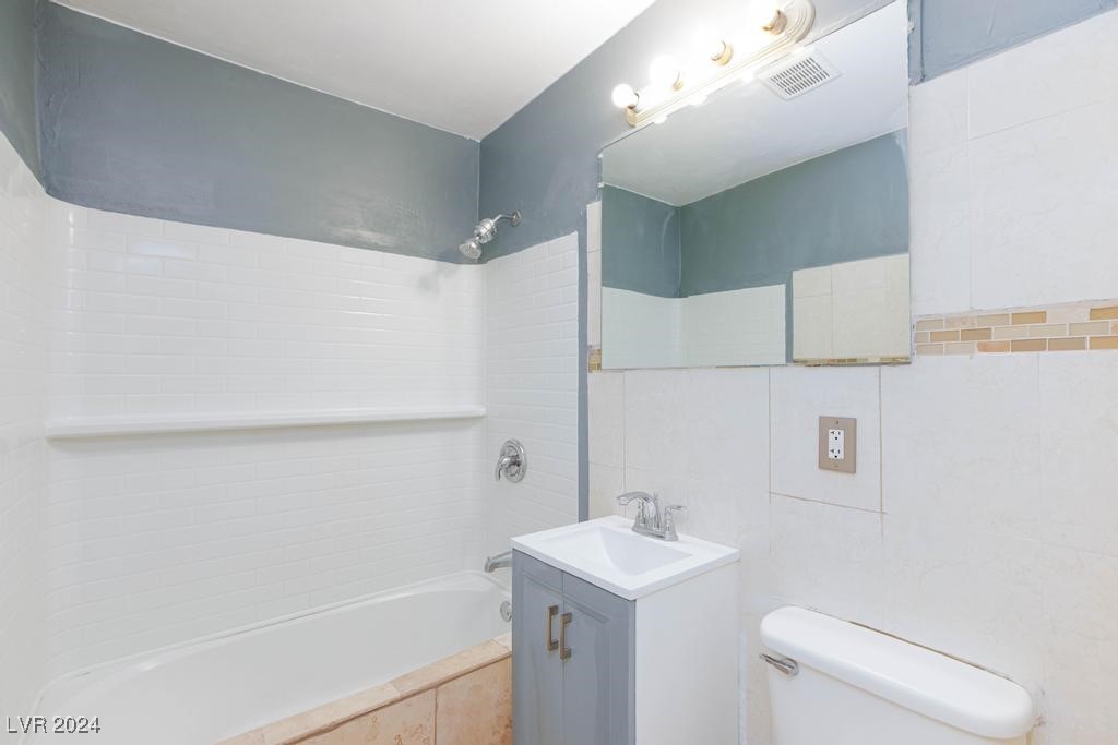 2117 Franklin Avenue