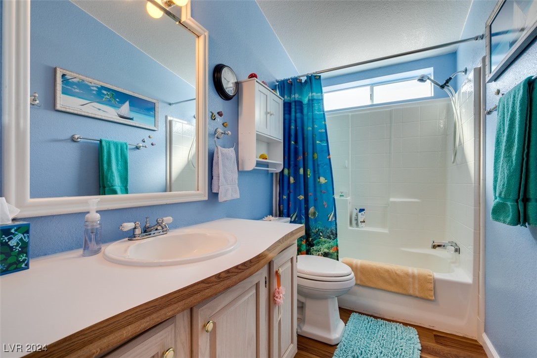 185 South Vegas Street